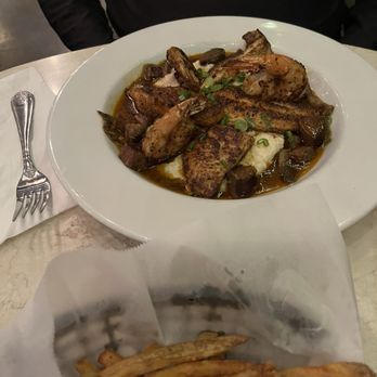 Lola's A Louisiana Kitchen - Catfish, shrimp and grits. - Cajun/Creole Near Me - Las Vegas, Nevada Lola's A Louisiana Kitchen - Catfish, shrimp and grits. - Cajun/Creole Near Me - Las Vegas, Nevada