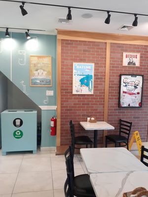 Georgian Star by null