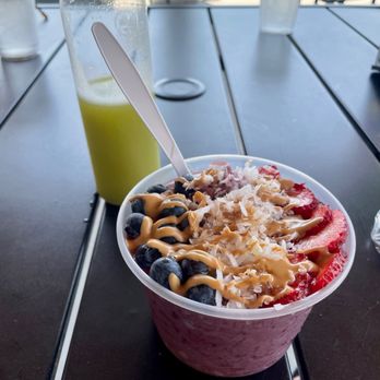 The Juicy Caboosy - Cocktail Bars Near Me - Long Beach, Mississippi