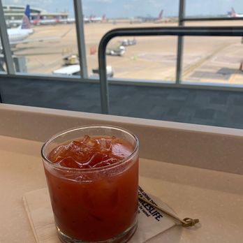 Delta Sky Club - Airport Lounges Near Me - Dallas, Texas