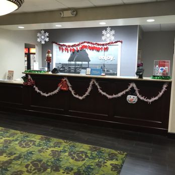 Hampton Inn & Suites Clermont - Their front desk - Hotels Near Me - Clermont, Florida