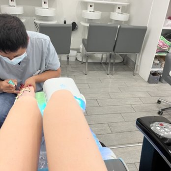 La Bella Nail Salon - Technician who used rasp. - Nail Salons Near Me - Brooklyn, New York La Bella Nail Salon - Technician who used rasp. - Nail Salons Near Me - Brooklyn, New York