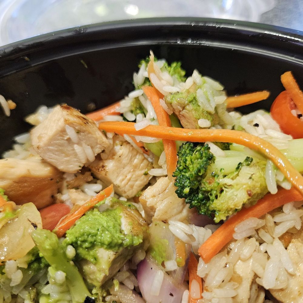 Banh Shop - Banh fire chicken bowl - Vietnamese Near Me Banh Shop - Banh fire chicken bowl - Vietnamese Near Me