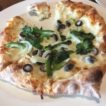 Farrelli's Pizza - Personalized with spinach, green peppers, olives, and caramelized onions - Pizza Near Me - Ruston, Washington