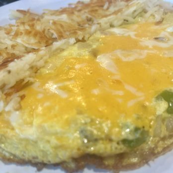 Country Kitchen - Denver Omlette - Comfort Food Near Me - Bakersfield, California