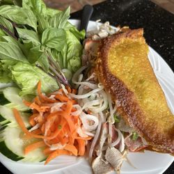 IndoViet - A13. GOLDEN CREPE (Banh Xeo)
