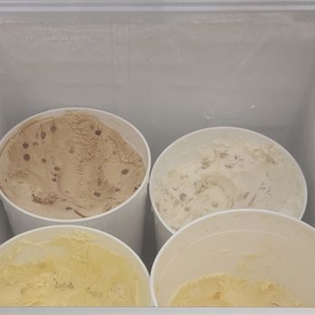 Phoenix Dessert - Ice cream flavors on display - Desserts Near Me - San Diego, California Phoenix Dessert - Ice cream flavors on display - Desserts Near Me - San Diego, California