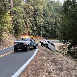 Brown's Towing
