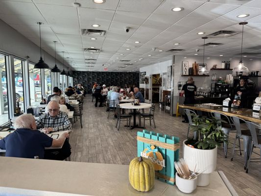 Grampa's Restaurant by null