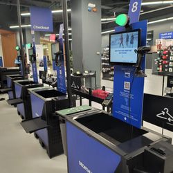 Decathlon Metrotown