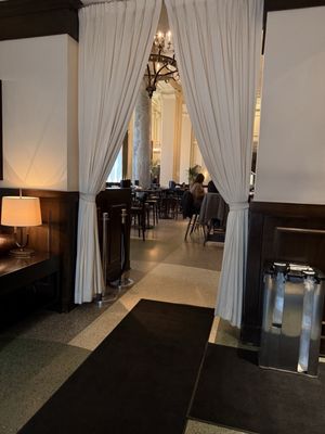 Joe's Seafood, Prime Steak & Stone Crab by null