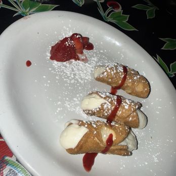 Emmy's Spaghetti Shack - Mini Cannoli Trio - Italian Near Me - San Francisco, California Emmy's Spaghetti Shack - Mini Cannoli Trio - Italian Near Me - San Francisco, California