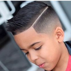 Cookie Cutters Haircuts for Kids - Esto fue lo que pedí y si ves en las siguientes lo que recibí además de gritos e insultos por pedir que me lo arreglen