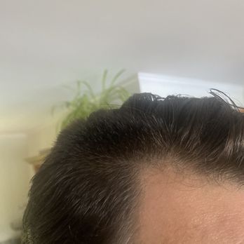 Roosters Men'S Grooming Center at Eric Town Square: Premier Grooming Experience