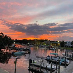 Florida Cracker Riverside Resort