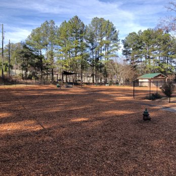 Woofstock Park - Small dog side. - Dog Parks Near Me - Woodstock, Georgia Woofstock Park - Small dog side. - Dog Parks Near Me - Woodstock, Georgia