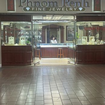 Phnom Penh Fine Jewelry - Beautiful storefront - Jewelry Near Me - Westminster, California Phnom Penh Fine Jewelry - Beautiful storefront - Jewelry Near Me - Westminster, California