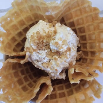 Long Beach Creamery - lemon bar ice cream with lemon bar crust - Ice Cream & Frozen Yogurt Near Me - Long Beach, California Long Beach Creamery - lemon bar ice cream with lemon bar crust - Ice Cream & Frozen Yogurt Near Me - Long Beach, California