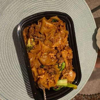 Asian Mint - Pad see ew - Asian Fusion Near Me - Dallas, Texas