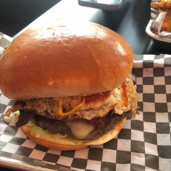 Twisted Burger Grayslake - Twisted Burger - Burgers Near Me - Grayslake, Illinois Twisted Burger Grayslake - Twisted Burger - Burgers Near Me - Grayslake, Illinois