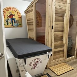 Cold Cowboy Club - Room setup