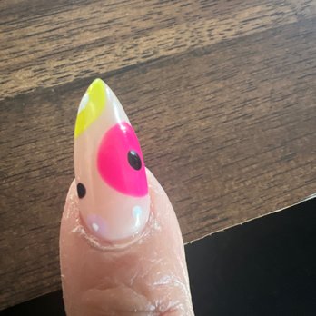 Pamper Me Nails & Spa - Done by Leo - Nail Salons Near Me - Hesperia, California