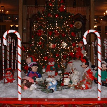 When Does White Fence Farm Decorate For Christmas 2022 White Fence Farm - 317 Photos & 347 Reviews - American (Traditional) - 1376  Joliet Rd, Romeoville, Il - Restaurant Reviews - Phone Number - Yelp