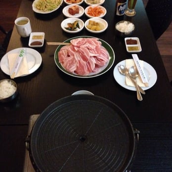 Ho Do Ri - Koreanisches Schweinebauchmenü mit 8 Beilagen. Noch bis zum 15.02.2014 für 19,50€/2 Personen zu haben. - Korean Near Me - Berlin, BE