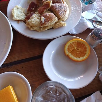 Honeybear Cafe - Falling apart undone pancakes - Breakfast & Brunch Near Me - Chicago, Illinois