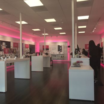 T-Mobile - Mobile Phones Near Me - Alameda, California