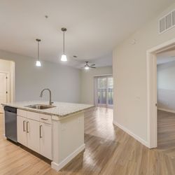 Lyra Apartments