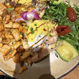 Shrimp eggs Benedict