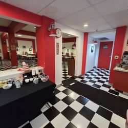 Brookdale Diner - Looking toward the Dining Room from the Counter