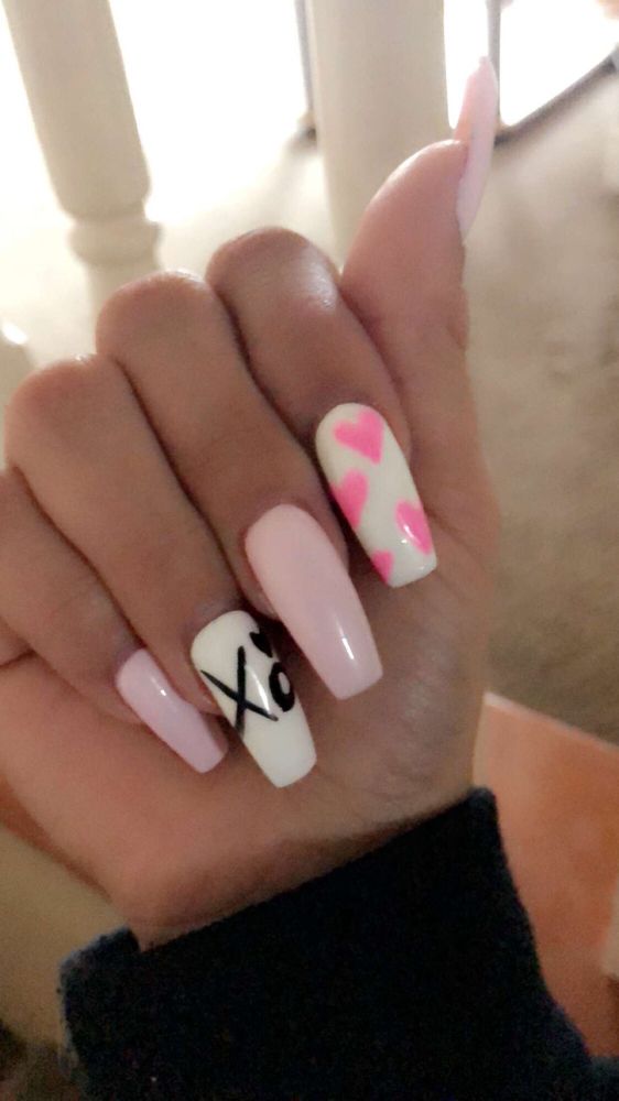 Nails And Spa Logo