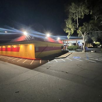 MT Electric - Exterior lighting - Electricians Near Me