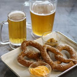 Mulligan's Sports Bar & Grill