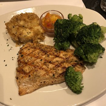 Bonefish Grill - Grilled salmon w/ potatoes au gratin and broccoli - Seafood Near Me - Alexandria, Virginia
