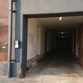 Radha Yoga - front view of building from outside/street - Yoga Near Me - Los Angeles, California