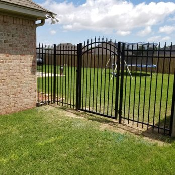 Delta Fencing and Repairs - Side entry aluminum fencing and gates - Fences & Gates Near Me Delta Fencing and Repairs - Side entry aluminum fencing and gates - Fences & Gates Near Me