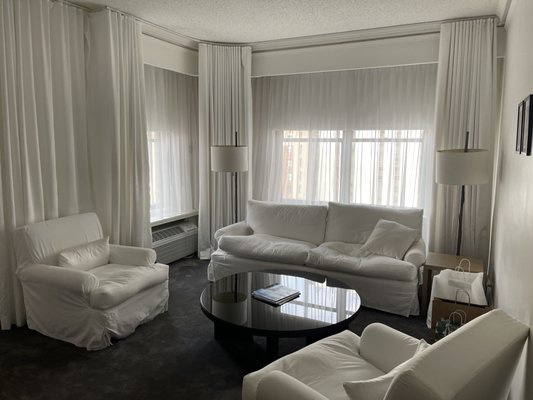 The Ambassador Room by null