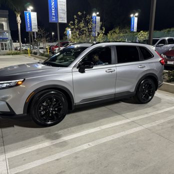 Honda Van Nuys - Honda CRV (hybrid) - Car Dealers Near Me - Van Nuys, California