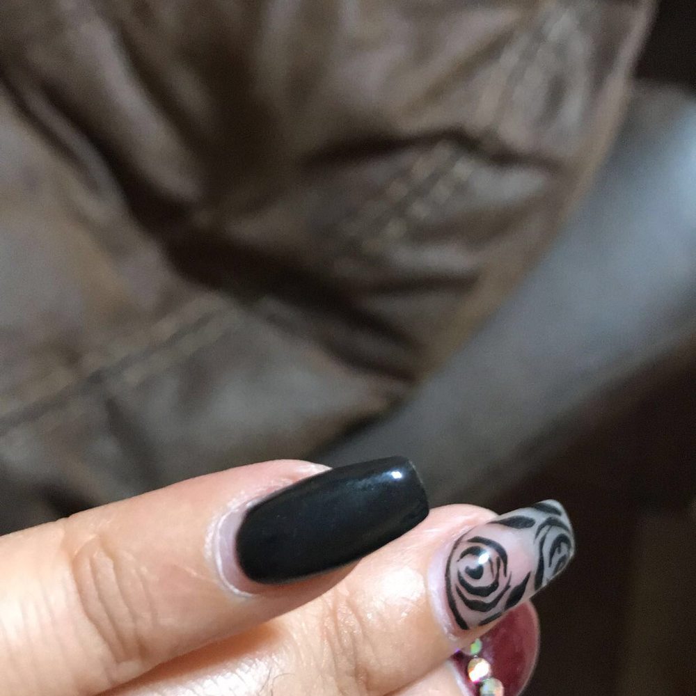Million Nails & Bar - Shiny on top - Nail Salons Near Me - Grand Prairie, Texas
