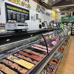 The Willows Market