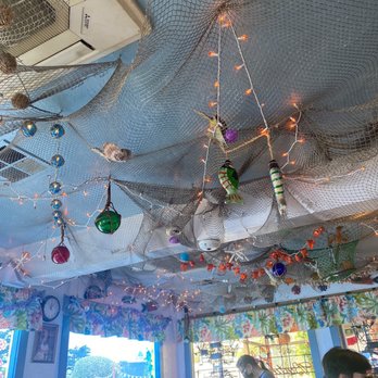 Barbara's Fishtrap - Inside - Seafood Near Me - Half Moon Bay, California Barbara's Fishtrap - Inside - Seafood Near Me - Half Moon Bay, California