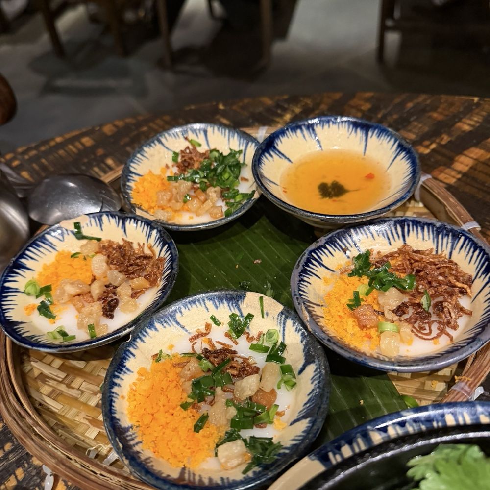 Banh Anh Em - Banh Beo - Vietnamese Near Me - New York, New York