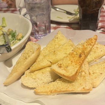 Buca di Beppo Italian Restaurant - Garlic bread a cheese very delicious and soft - Italian Near Me - Las Vegas, Nevada Buca di Beppo Italian Restaurant - Garlic bread a cheese very delicious and soft - Italian Near Me - Las Vegas, Nevada