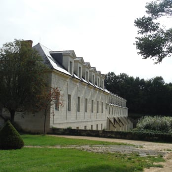 Fontevraud l’Hôtel - View of the back of the Hotel from the Abbaye kitchen gardens - Hotels Near Me - Fontevraud-l'Abbaye, 49