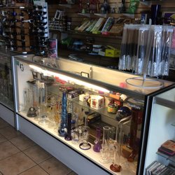 Lincoln Smoke Shop