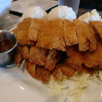Da Kitchen Maui - Chicken Katsu. Ask for extra sauce if you use the sauce generously like me. - Hawaiian Near Me - Kihei, Hawaii Da Kitchen Maui - Chicken Katsu. Ask for extra sauce if you use the sauce generously like me. - Hawaiian Near Me - Kihei, Hawaii