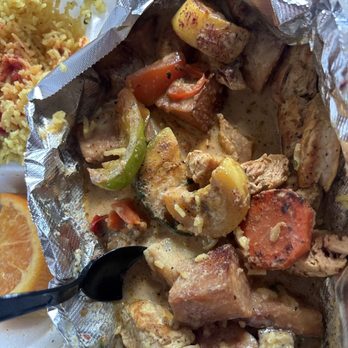 Jerusalem Cafe - Chicken, green and red peppers, zucchini carrots, potatoes - Middle Eastern Near Me - Kansas City, Missouri Jerusalem Cafe - Chicken, green and red peppers, zucchini carrots, potatoes - Middle Eastern Near Me - Kansas City, Missouri